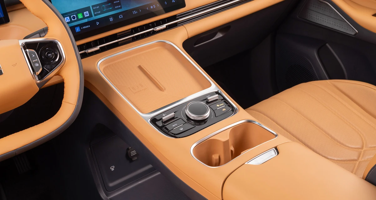 EX5 EM-i — Console Central Intuitivo